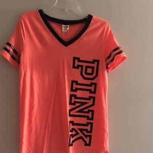 VS short sleeve shirt